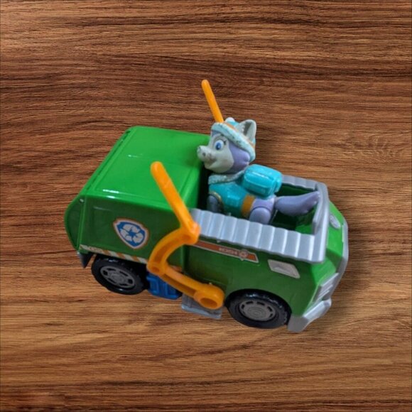 Paw Patrol Rocky's Recycling Truck by Spin Master - Picture 1 of 8